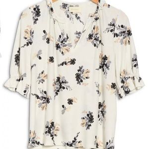 Melloday Floral Printed Knit Ruffle Blouse